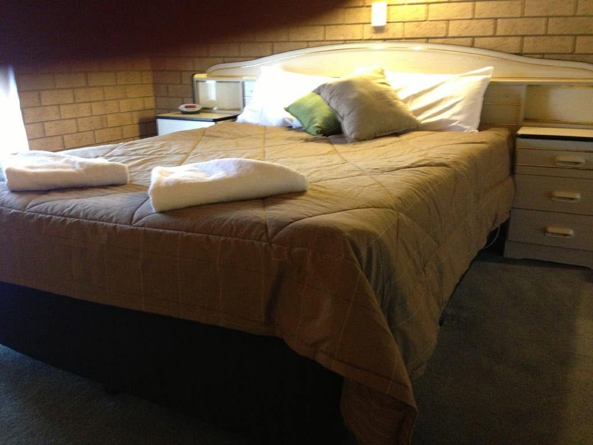 High Country Motor Inn برايت المظهر الخارجي الصورة