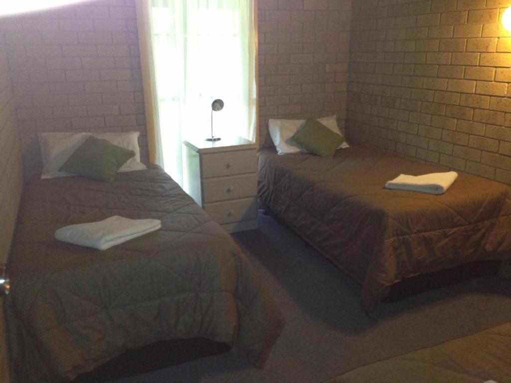 High Country Motor Inn برايت المظهر الخارجي الصورة